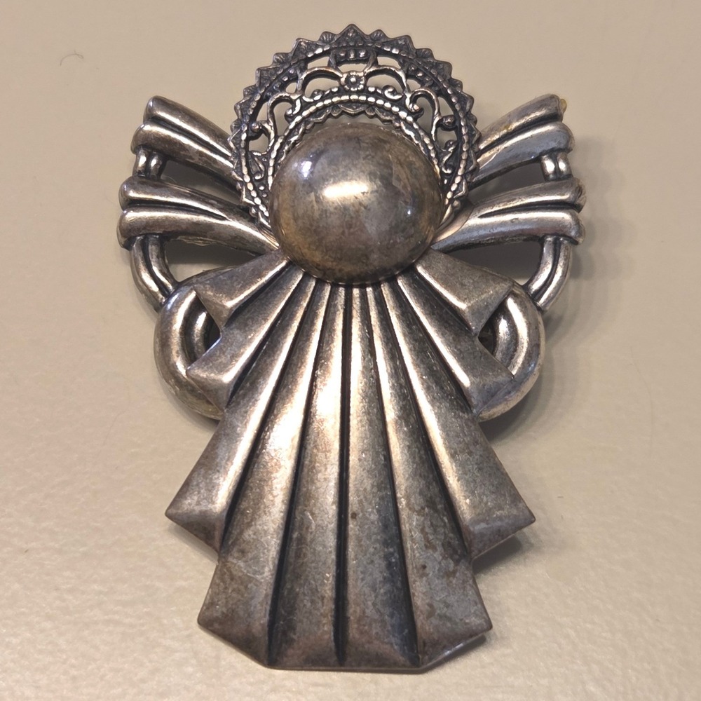 Vintage Unsigned Angel Pin‎ Brooch Silver Tone Wings Halo Ornate FIligree